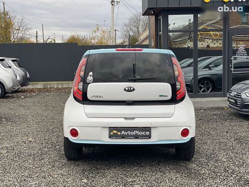 Kia Soul EV 2016 - фото 16