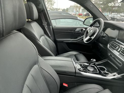 BMW X7 2021 - фото 26