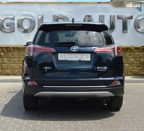 Toyota RAV4 2017 - фото 11