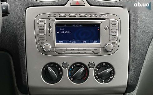 Ford Focus 2010 - фото 13