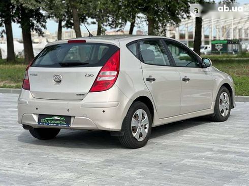 Hyundai i30 2011 - фото 5