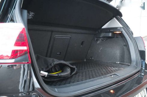 Volkswagen e-Golf 2018 - фото 16