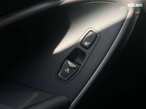 Hyundai Santa Fe 2012 - фото 25