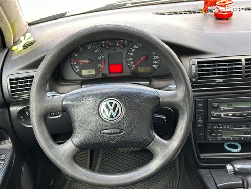 Volkswagen Passat 2000 серый - фото 16