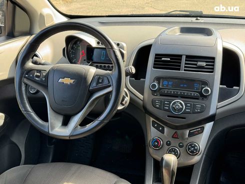 Chevrolet Aveo 2012 черный - фото 24