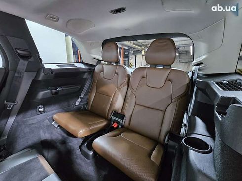 Volvo XC90 2018 - фото 16