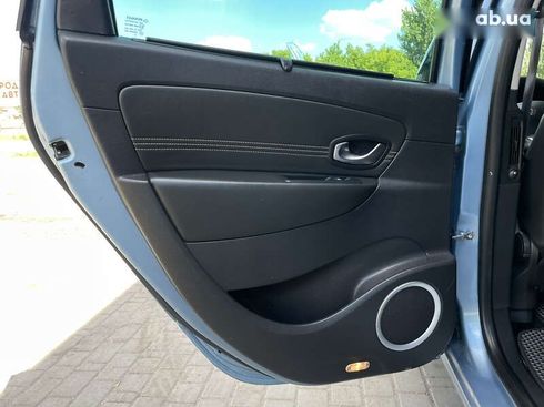 Renault Scenic 2011 - фото 26
