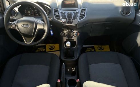 Ford Fiesta 2011 - фото 20