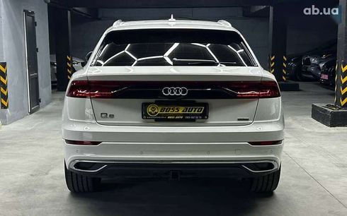 Audi Q8 2018 - фото 5