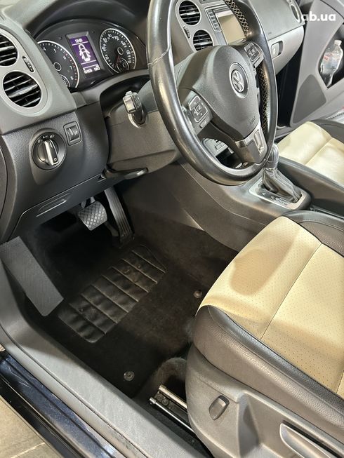 Volkswagen Tiguan 2015 черный - фото 14