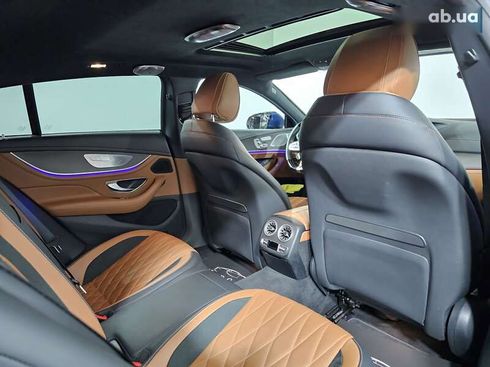 Mercedes-Benz AMG GT 4 2020 - фото 18