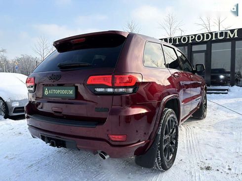 Jeep Grand Cherokee 2017 - фото 12