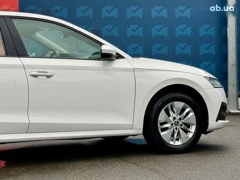 Skoda Octavia 2021 - фото 21