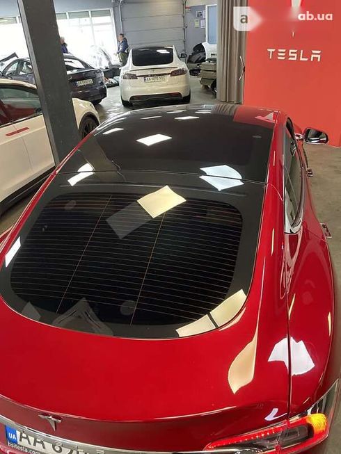 Tesla Model S 2019 - фото 7