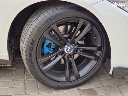 BMW 3 серия 2014 белый - фото 17