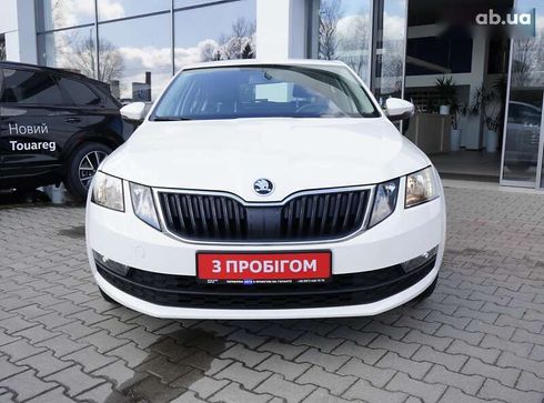 Skoda Octavia 2018 - фото 3