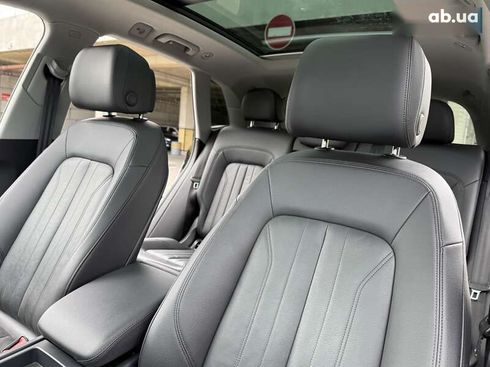Audi Q5 2018 - фото 24