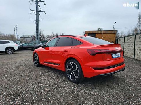 Audi E-Tron 2021 - фото 24