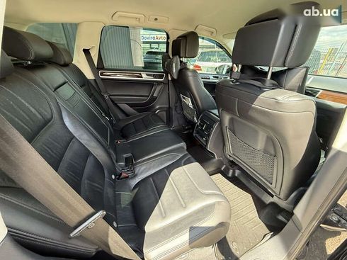 Volkswagen Touareg 2017 - фото 12