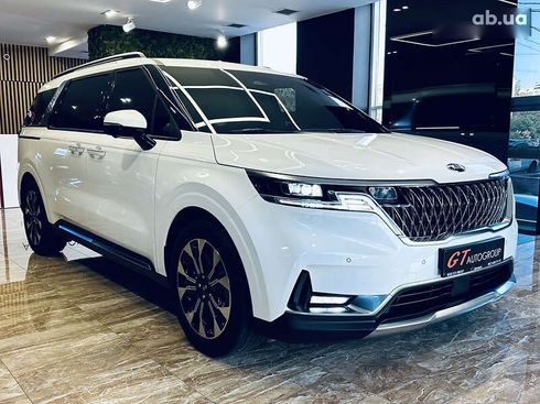 Kia Carnival 2021 - фото 3