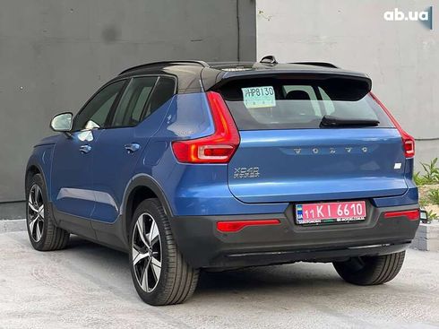 Volvo XC40 2021 - фото 6