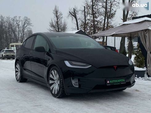 Tesla Model X 2020 - фото 12