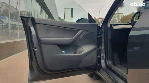 Tesla Model Y 2021 - фото 23