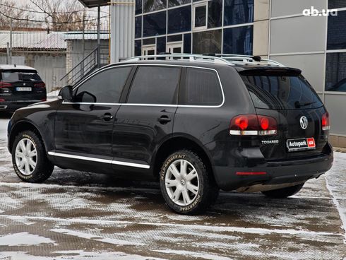 Volkswagen Touareg 2007 черный - фото 13