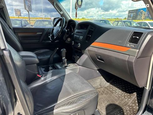 Mitsubishi Pajero Wagon 2007 черный - фото 109