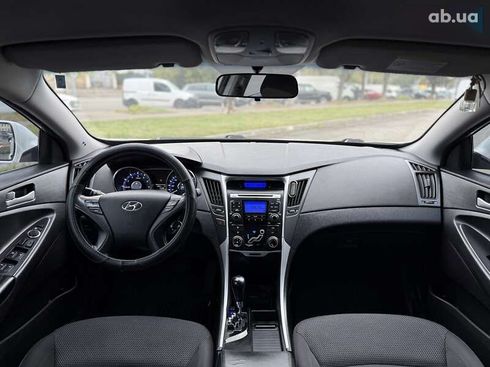 Hyundai Sonata 2010 - фото 9