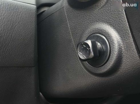 Nissan Patrol 2011 - фото 21