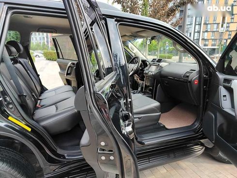Toyota Land Cruiser Prado 2013 - фото 27