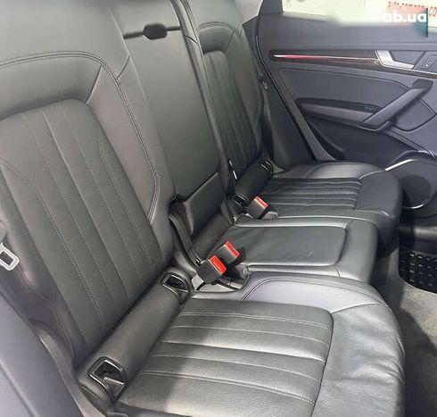 Audi Q5 2017 - фото 10