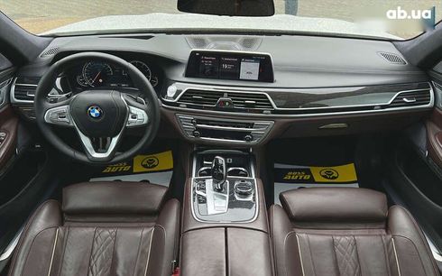 BMW 7 серия 2017 - фото 19