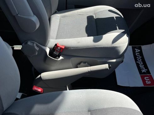 Volkswagen Transporter 2014 коричневый - фото 16