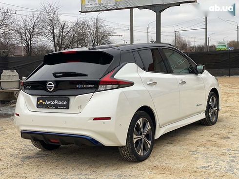 Nissan Leaf 2019 - фото 16