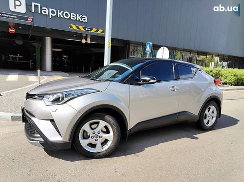 Toyota C-HR 2016 - фото 8