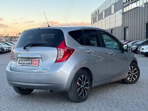 Nissan Note 2014 серый - фото 7