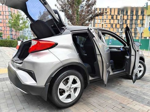 Toyota C-HR 2016 - фото 21