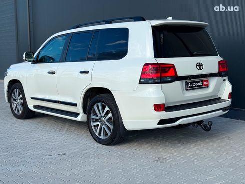Toyota land cruiser 200 2016 белый - фото 8