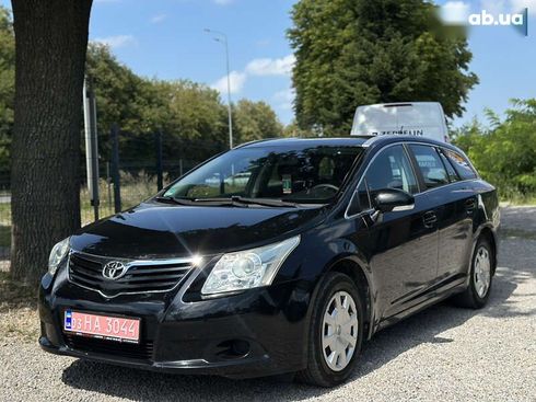Toyota Avensis 2010 - фото 8