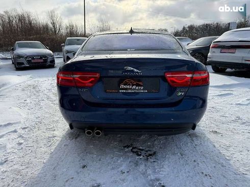 Jaguar XE 2015 - фото 14