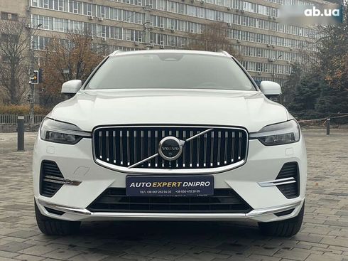 Volvo XC60 2023 - фото 3