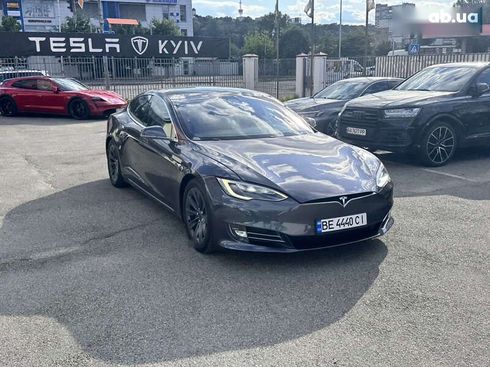 Tesla Model S 2018 - фото 5
