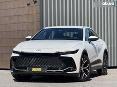 Продаж вживаних Toyota Crown - купити на Автобазарі