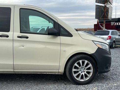 Mercedes-Benz V-Класс 2015 бежевый - фото 12