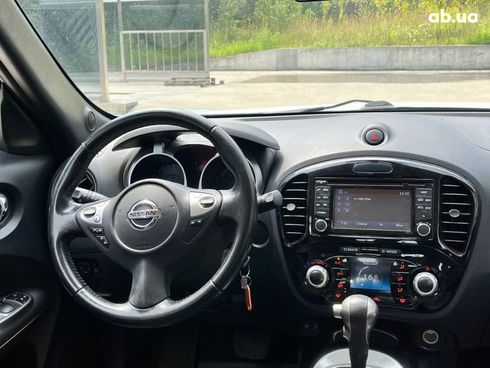 Nissan Juke 2014 белый - фото 18