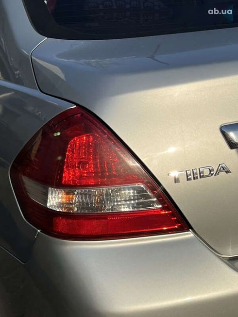 Nissan Tiida 2008 - фото 9