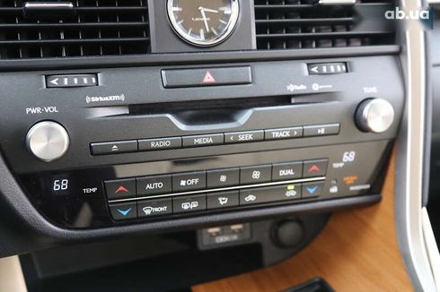Lexus RX 2020 - фото 19