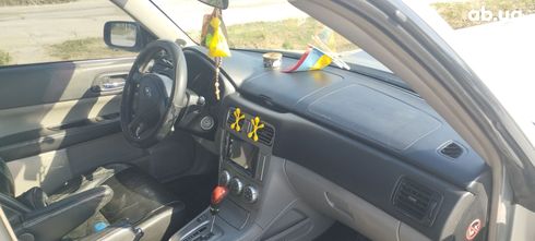 Subaru Forester 2004 серебристый - фото 7